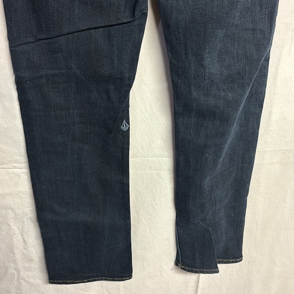Volcom Men’s Solver Modern Straight Dark Wash Jeans Size 33x30 - Picture 7 of 8